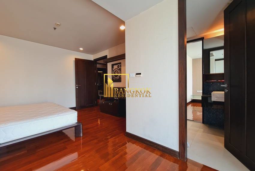 2 bed for rent Double Trees Residence 0890 image-10