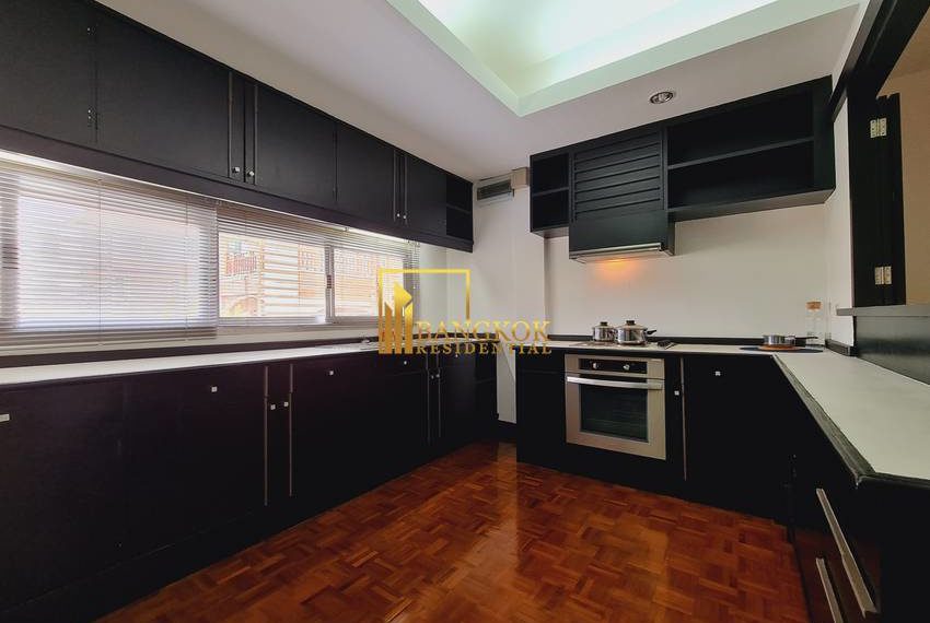 Phatana Court Apartment For Rent 0821 image-06