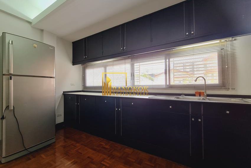 Phatana Court Apartment For Rent 0821 image-07