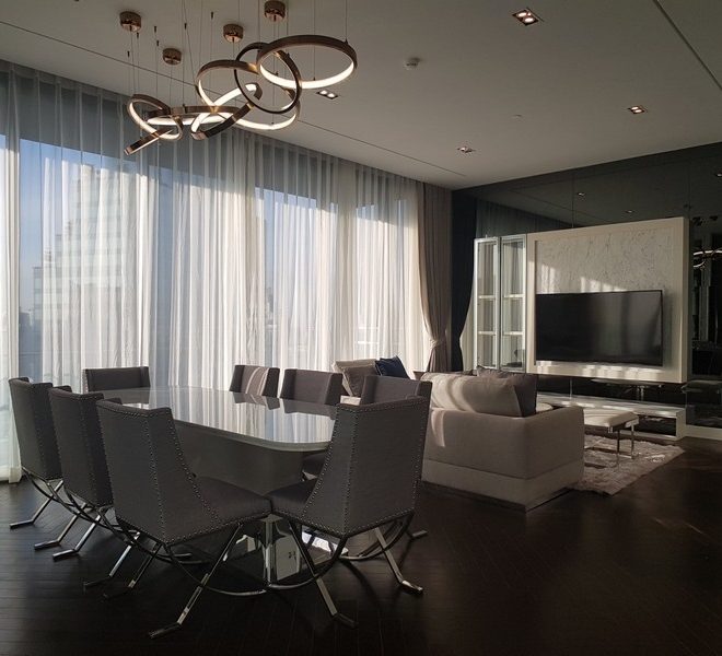 Superb 3 Bedroom For Rent in Marque Sukhumvit 10030A Image-02