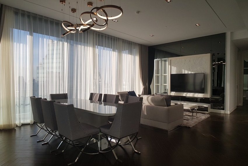Superb 3 Bedroom For Rent in Marque Sukhumvit 10030A Image-02