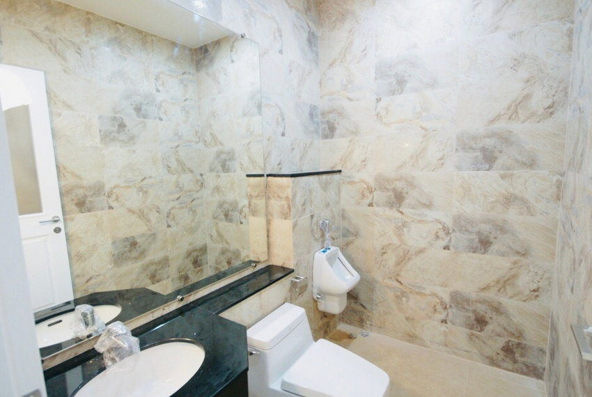 8371 Image-08