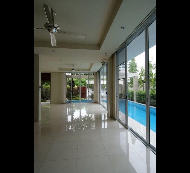8374 Image-01