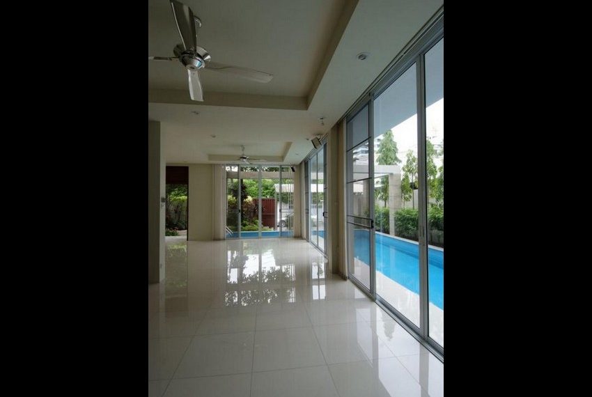8374 Image-01