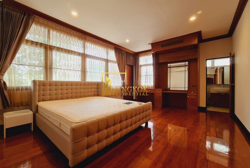 3 bedroom house ekkamai 7516 image-13