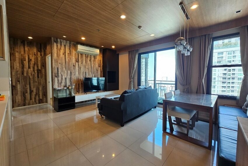 10647 Image-07