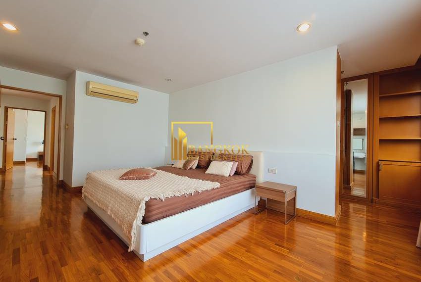 3 bed apartment Queen's Park View 0905 image-10