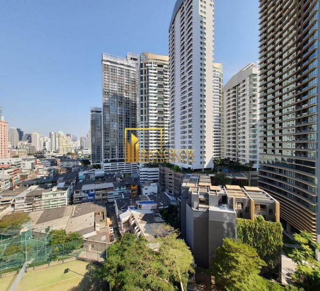 3 bed renovated corner unit in President Park 10588 image-05