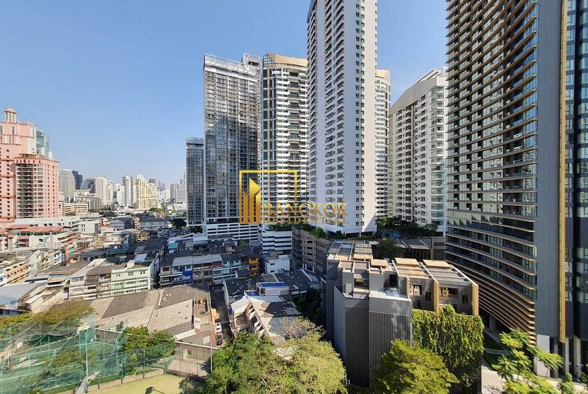 3 bed renovated corner unit in President Park 10588 image-05