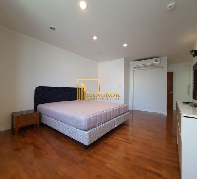 3 bed renovated corner unit in President Park 10588 image-22