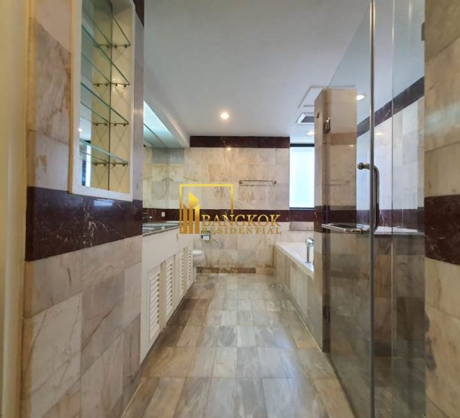 3 bed renovated corner unit in President Park 10588 image-27