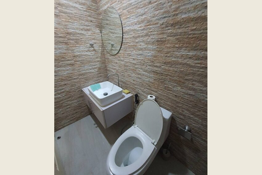 8709 Image-04