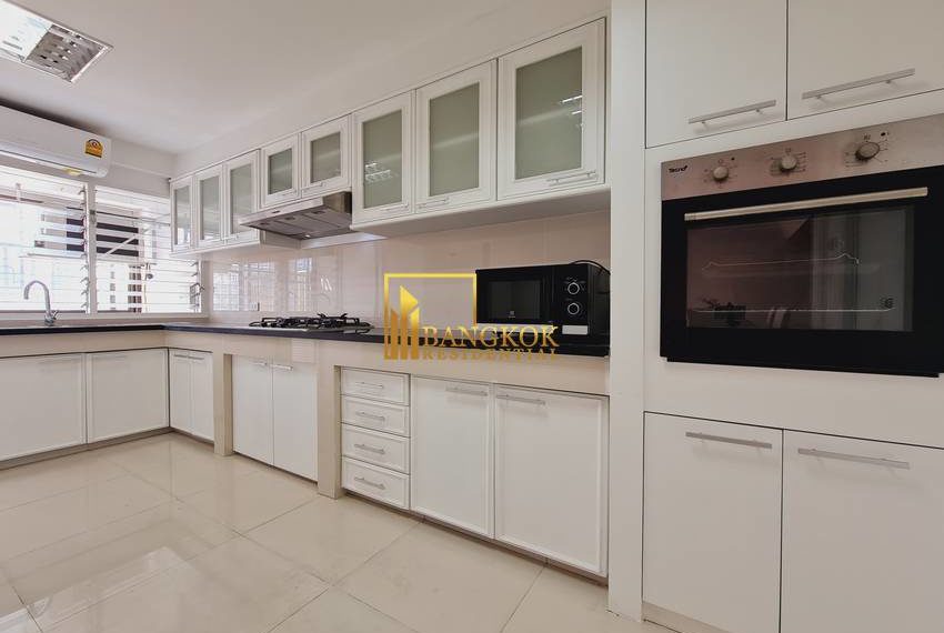 Prem Mansion 3 bed for rent 0808 image-09
