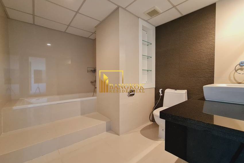 Prem Mansion 3 bed for rent 0808 image-21