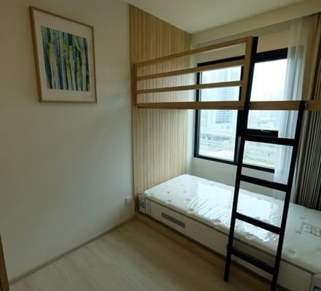 10695 Image-04