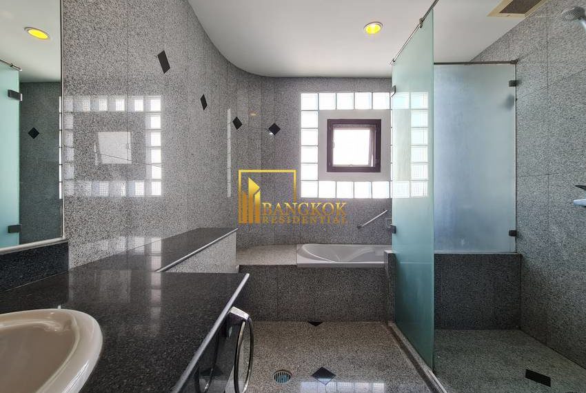 4 bedroom Charoenjai Place for rent 20134 image-19