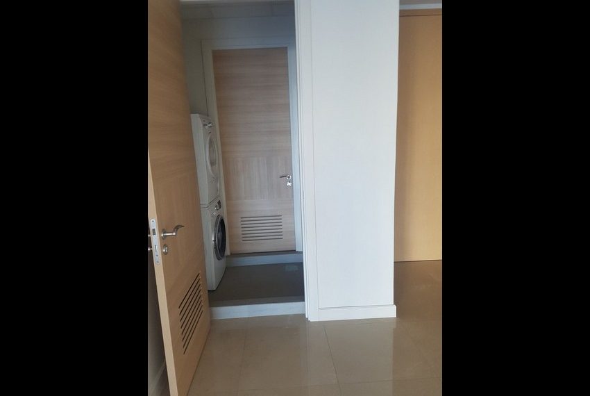 Sindhorn Residence 3 Bed Condo For Sale 6713 Image-08