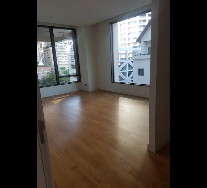 Sindhorn Residence 3 Bed Condo For Sale 6713 Image-09