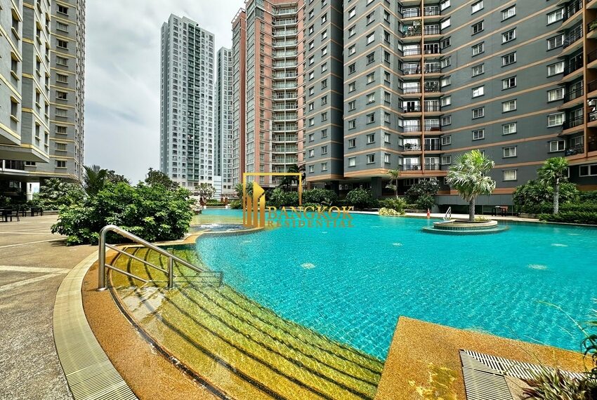 The Narathiwas Residence Facilities Image-02