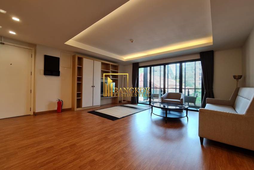 2 bedroom L 8 Residence 10780 image-03