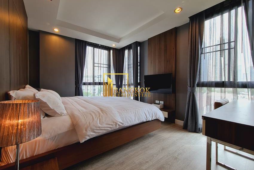 Asoke Apartment Upper Suites 7205 image-10