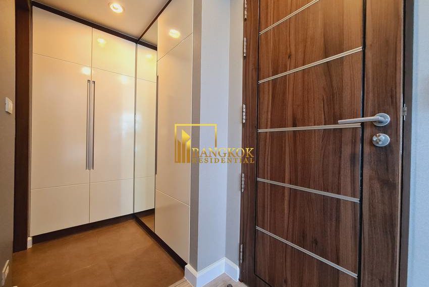 Asoke Apartment Upper Suites 7205 image-12