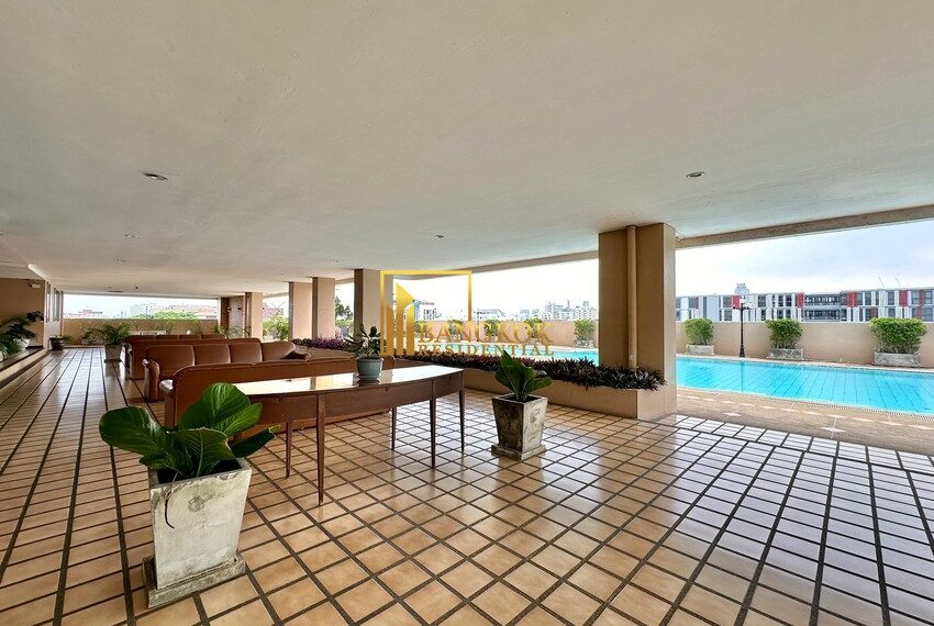 Le Chateau Mansion Facilities Image-04