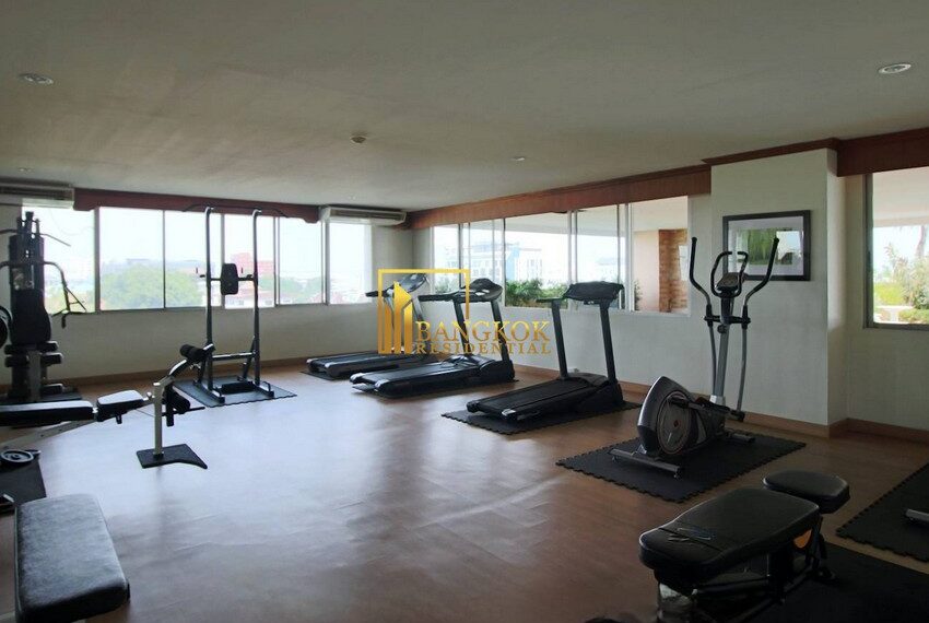 Le Chateau Mansion Facilities Image-06