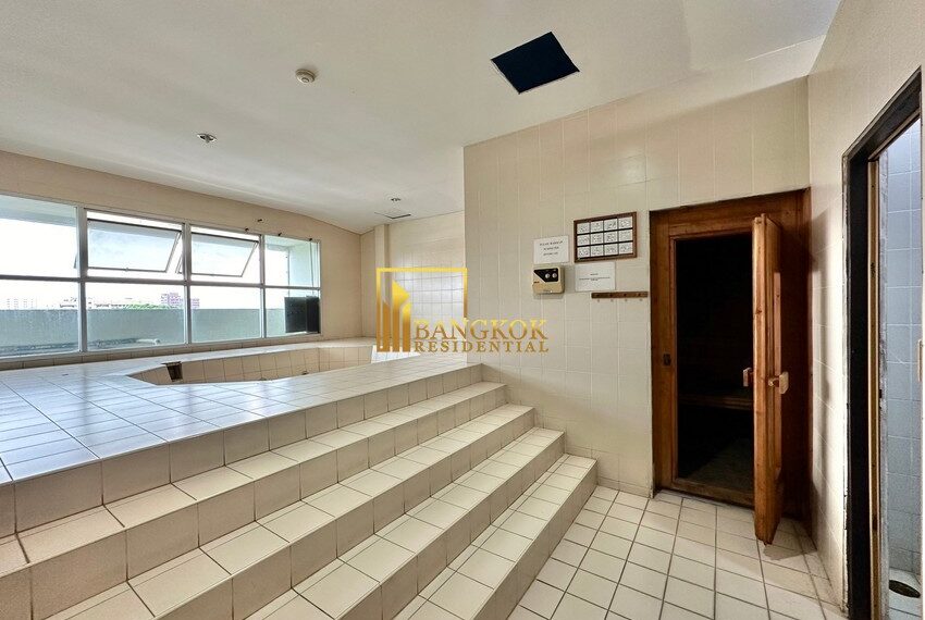 Le Chateau Mansion Facilities Image-11
