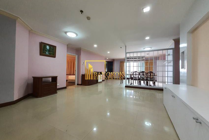 3 bed renovated condo for rent thonglor 55th Tower 10592 image-02