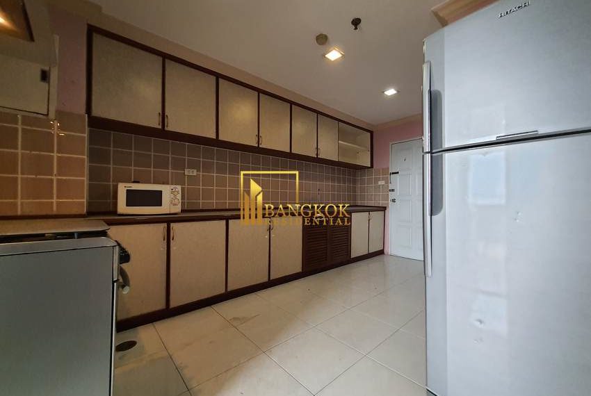 3 bed renovated condo for rent thonglor 55th Tower 10592 image-07