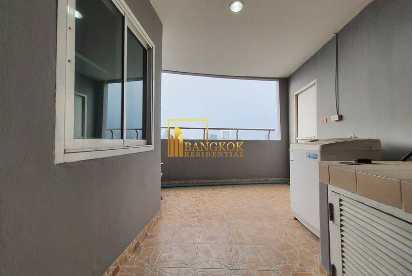 3 bed renovated condo for rent thonglor 55th Tower 10592 image-09