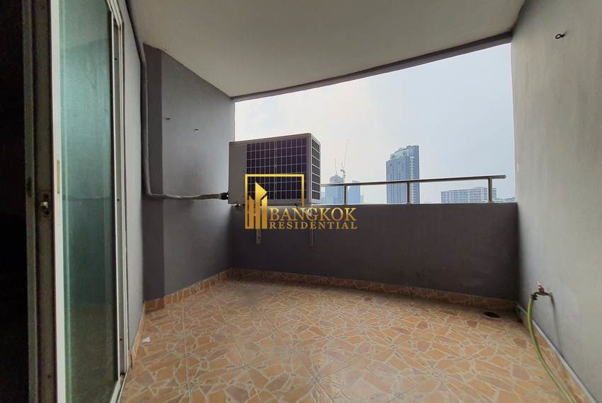 3 bed renovated condo for rent thonglor 55th Tower 10592 image-10