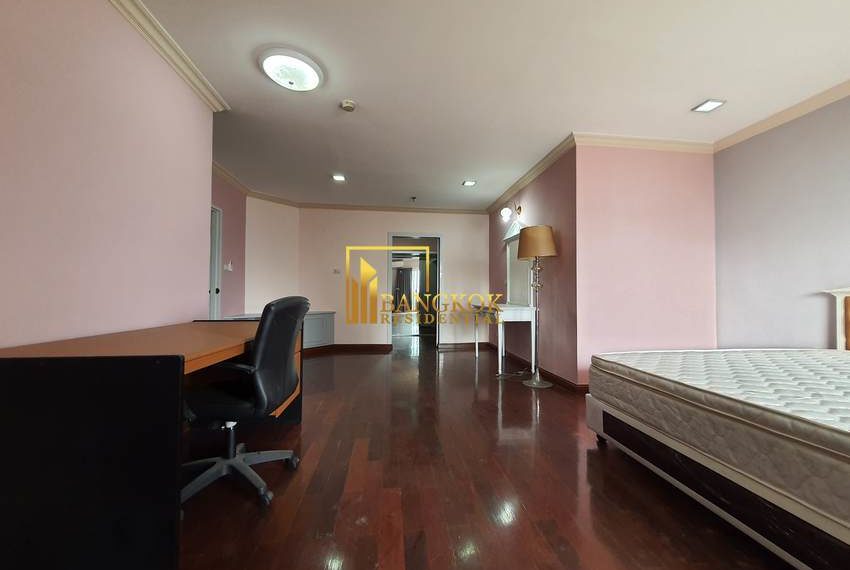 3 bed renovated condo for rent thonglor 55th Tower 10592 image-19