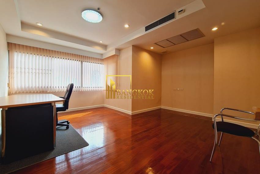 penthouse for rent SR Place 20612 image-08