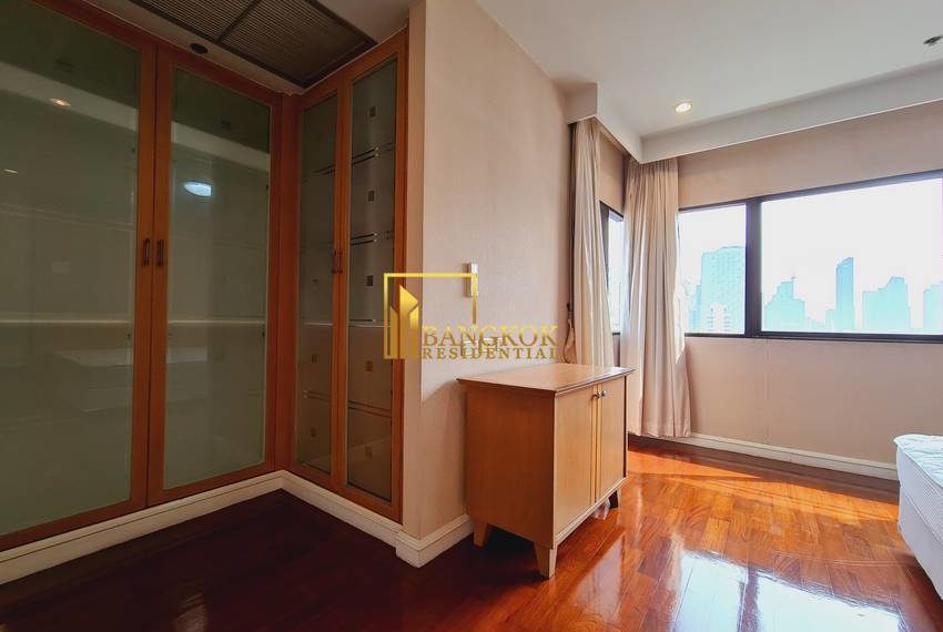 penthouse for rent SR Place 20612 image-10