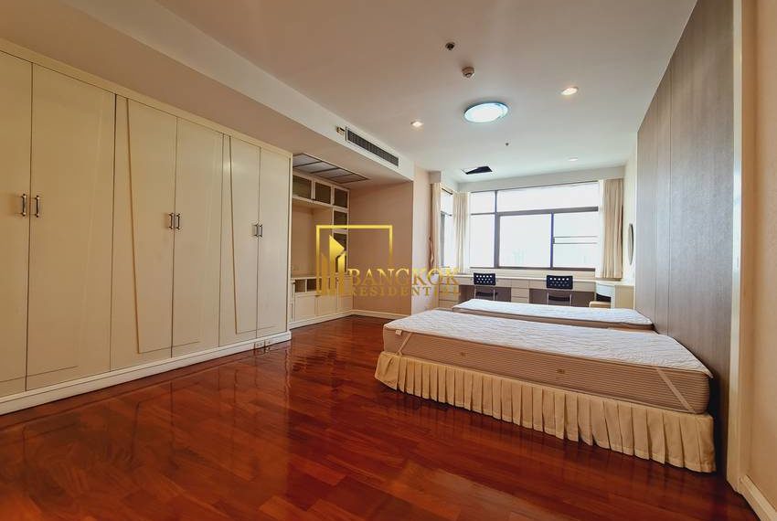 penthouse for rent SR Place 20612 image-12