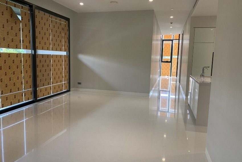Vittorio 2 Bed Condo For Sale 11190 Image-03