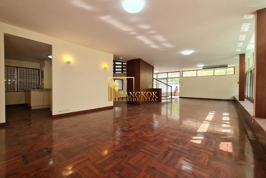 3 bed house for rent in nana 8249 image-06