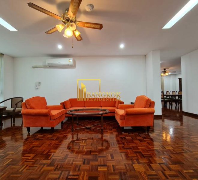 renovated 2 bed pet friendly apartment Tubtim Mansion 20485 image-02
