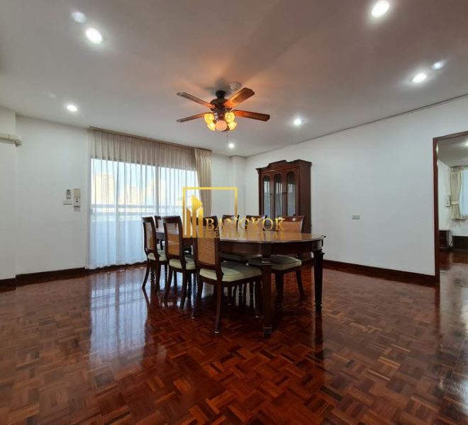 renovated 2 bed pet friendly apartment Tubtim Mansion 20485 image-05