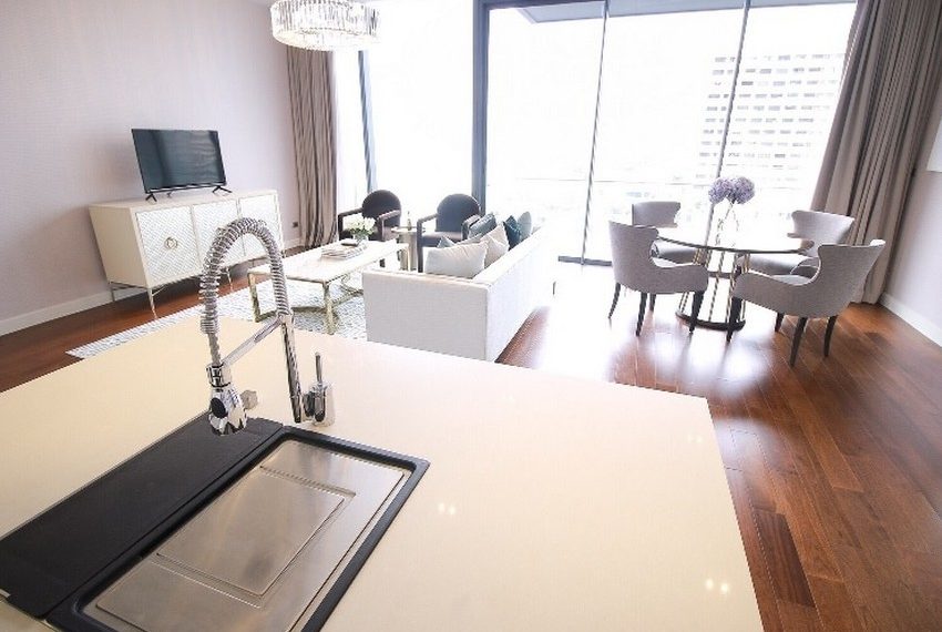 Luxurious 2 Bedroom Condo in Marque Sukhumvit 11245 Image-05