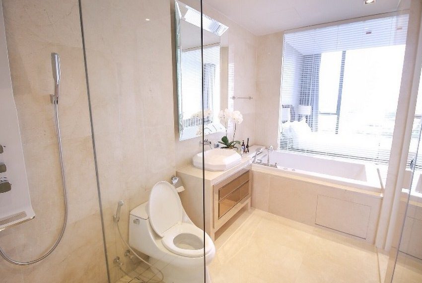 Luxurious 2 Bedroom Condo in Marque Sukhumvit 11245 Image-10