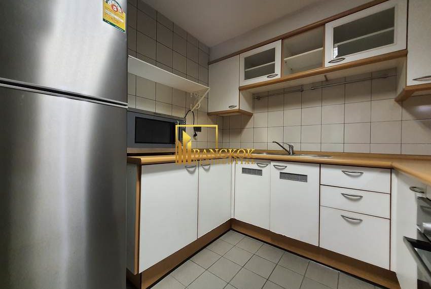 2 bed for rent ploenchit All Seasons Mansion 11178 image-08