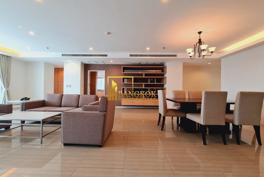 4 bed apartment Charoenjai Place 20196 image-05