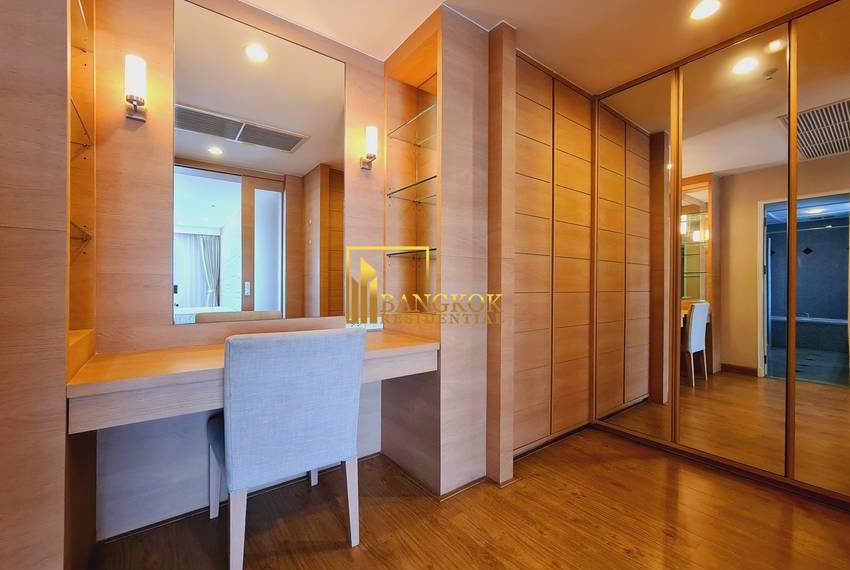 4 bed apartment Charoenjai Place 20196 image-14