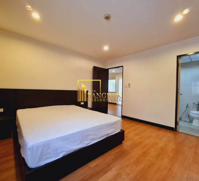 J.Visut Place apartment 20685 image-05