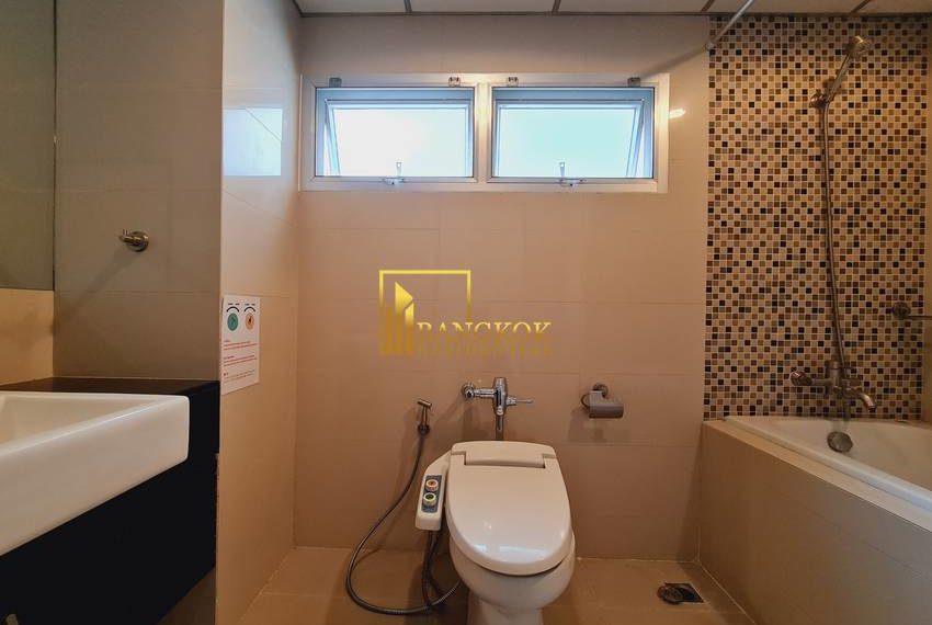 J.Visut Place apartment 20685 image-09