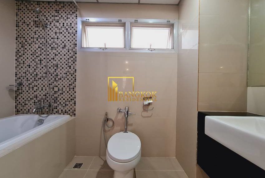 J.Visut Place phrom phong apartment 20683 image-06