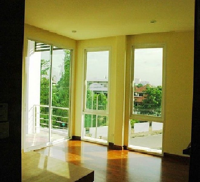 27608 Image-06